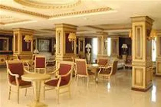 Grand Newport Отель 4*